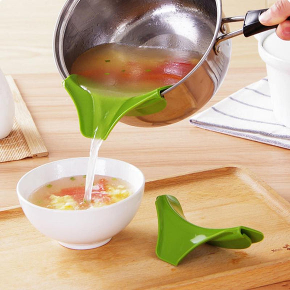 Anti-spill Silicone Slip On Pour Soup Spout Funnel for Pots Pans and Bowls and Jars Kitchen Gadget Tool Kitchen Accessories Hot